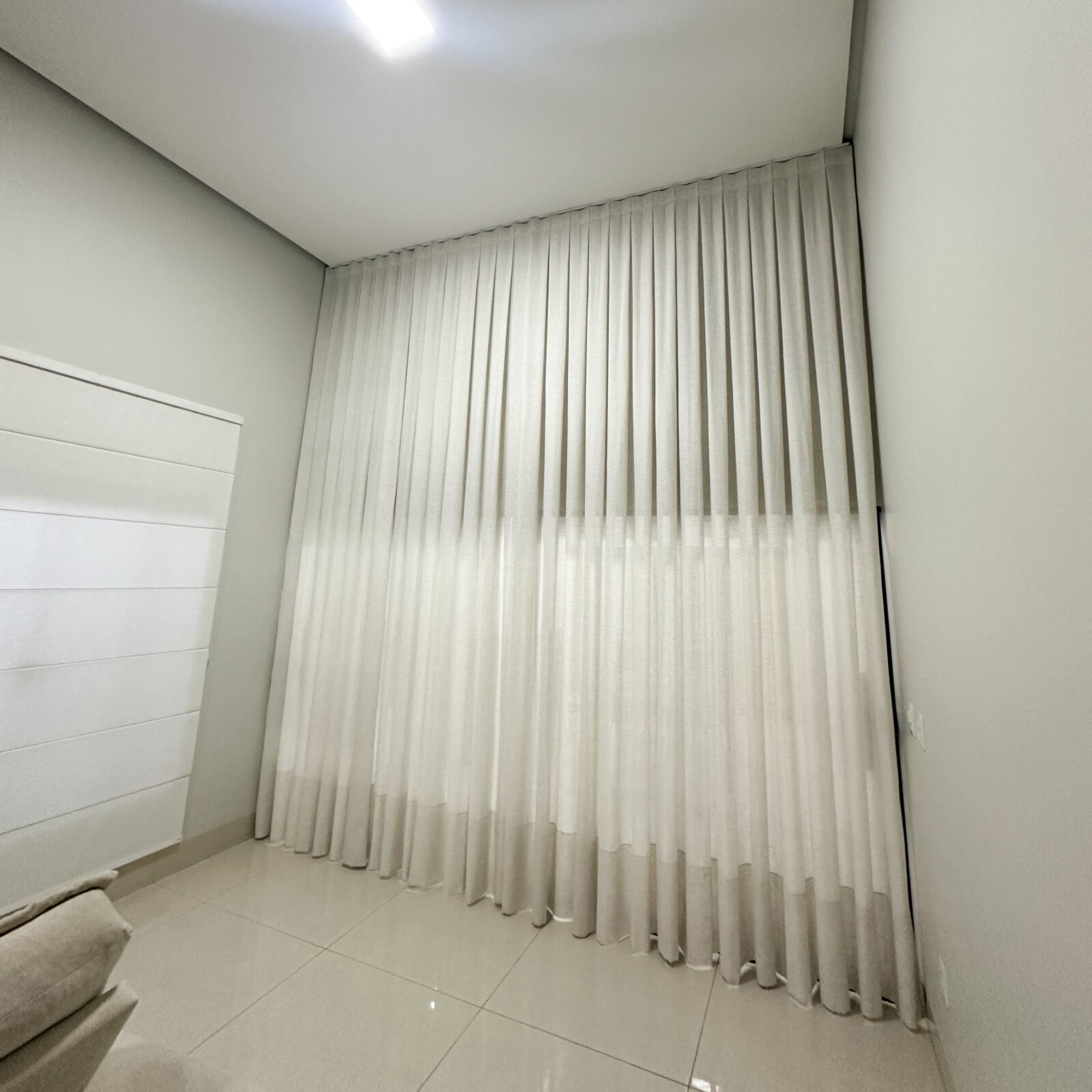 Cortina Prega Macho Sem Forro, Translúcida, Linho Flamê Pesado, Sob Medida